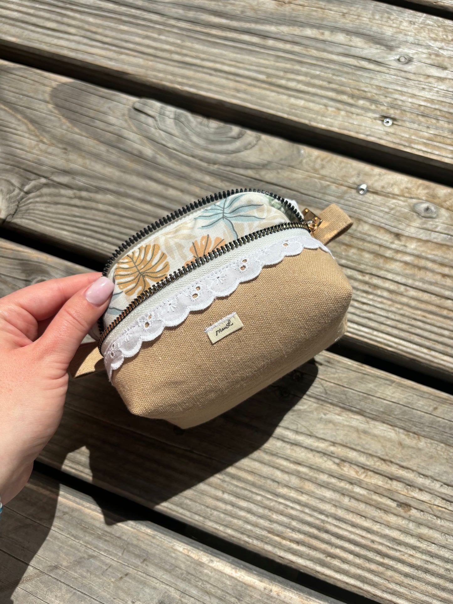 kleine Beige Kulturtasche